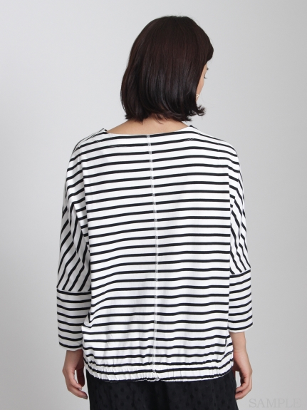 ドルマンスリーブうしろ