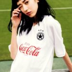 サッカーユニフォーム３