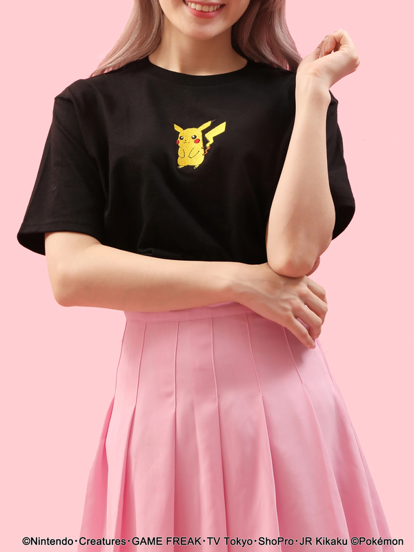 ピカチュウワンポイント刺繍Tシャツ3