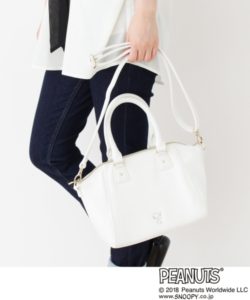 【PEANUTSコラボ】スヌーピー刺繍入りボストンバッグ６