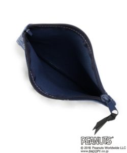 【PEANUTSコラボ】スヌーピーフラットポーチ４