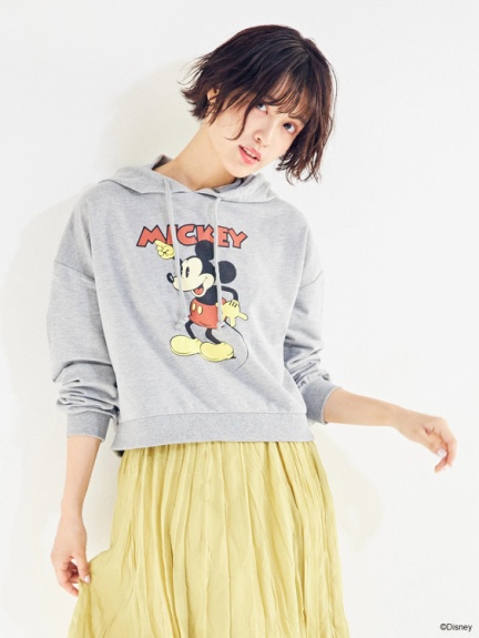 ショートパーカー