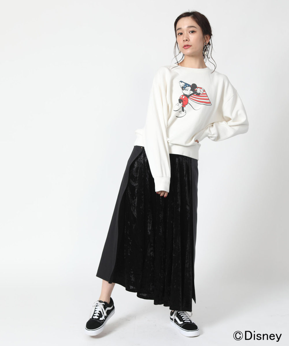 ミッキーマウススウェット