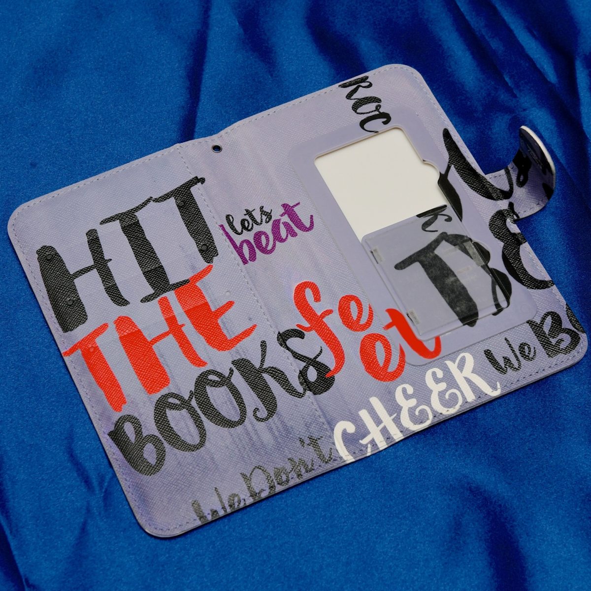 パニカム　ディセンダント　スマホケース　内側