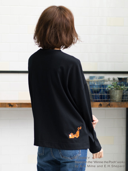 Pooh 刺繍入りドロップショルダープルオーバー2