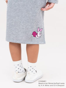 Pooh 刺繍入りワンピース４