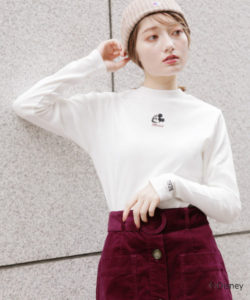 ディズニーキャラクターハイネックＴ