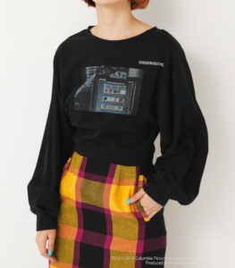 PHOTO VOLUME TUCK SLEEVE TOPS３