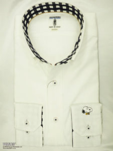 カフス刺繍入りメンズビジネスシャツ　スヌーピー２