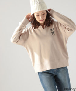 【Disney(ディズニー）】ミッキーマウスウラボアプルオーバー２