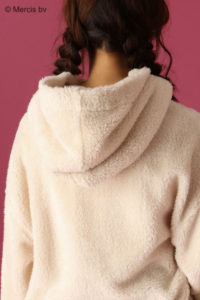 もこもこミッフィーパーカー４