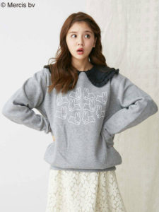 うさぎいっぱいトレーナー２