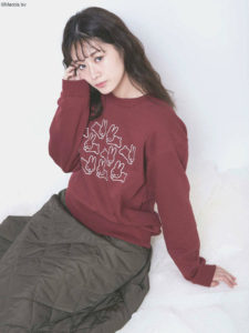 うさぎいっぱいトレーナー４