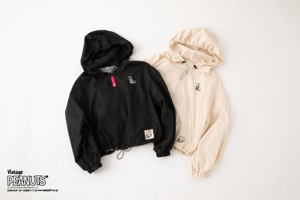 スヌーピーマウンテンパーカー