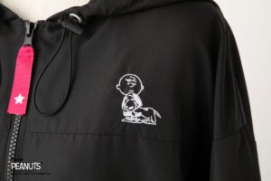 スヌーピーマウンテンパーカー４
