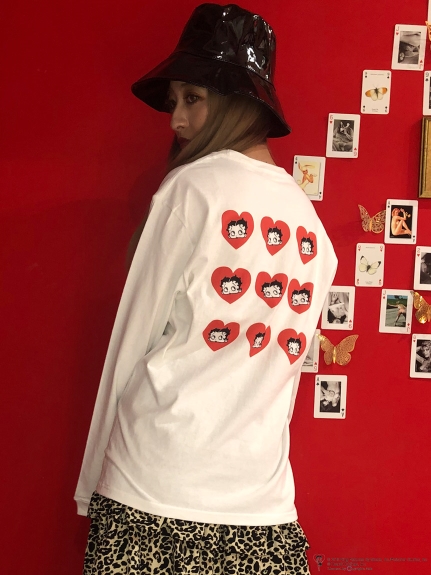 LOVEロングTシャツ