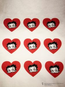 LOVEロングTシャツ４