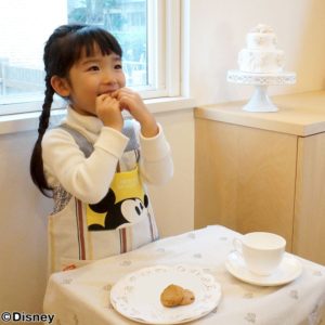 【Disney】ミッキーマウス　ちょっとさわれるエプロン　キッズ6