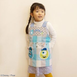 【DISNEY/PIXAR】モンスターズ・ユニバーシティ　向かい合わせポケットエプロン　キッズ2