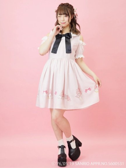 マイメロディクロミコラボワンピース