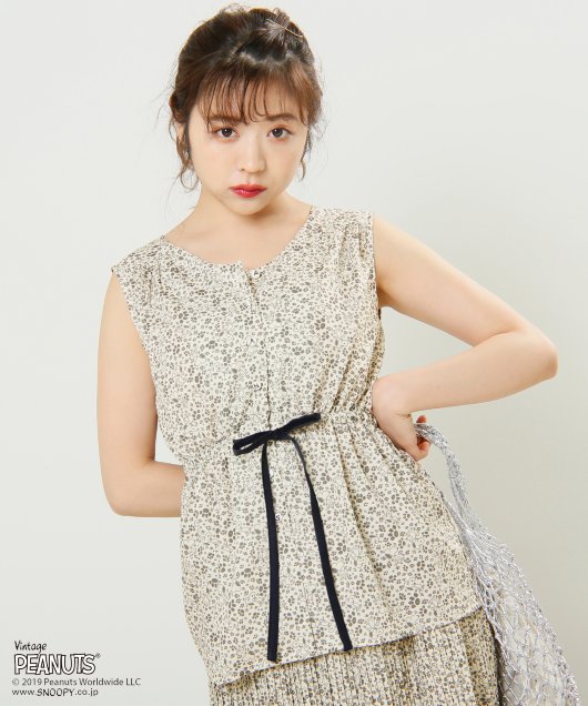 スヌーピードット柄ペプラムブラウス2