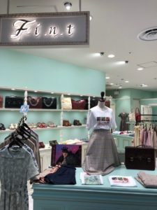 F i.n.tディスプレイ02