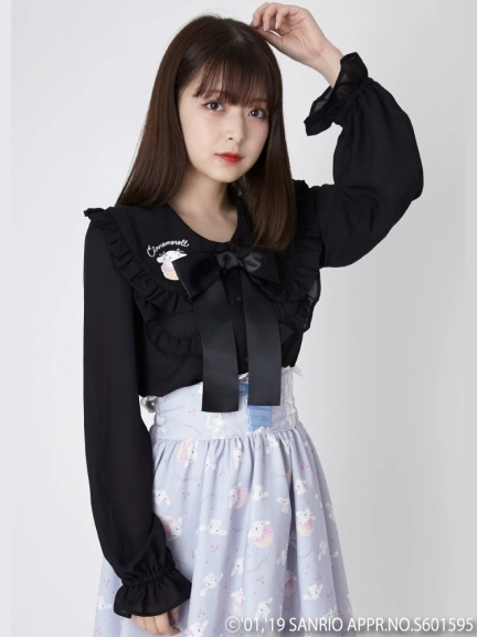 シナモロールコラボブラウス2