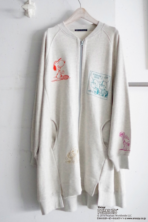 PEANUTS刺繍ブルゾン