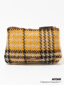 ムーミン　ミラー付きポーチ４