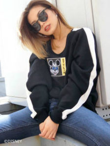 BOX ラインプルオーバー/MICKEY MOUSE３