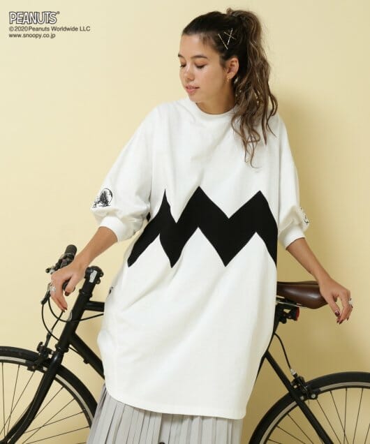 PEANUTS SPORTS FOOTBALL ワンピース2