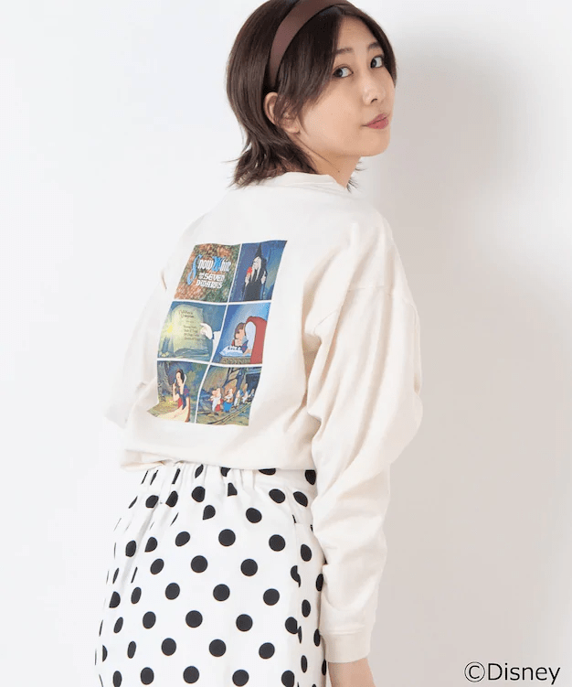 WEGO「別注【Disneyプリンセス シーン】ロンT」２